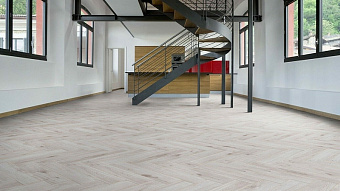 Ламинат KRONOTEX HERRINGBONE Дуб Бордо D3516 665х133х8мм 32 класс 1,238кв.м