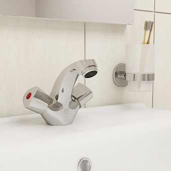 Смеситель для раковины MILARDO Tring TRISB01M01 хром глянец