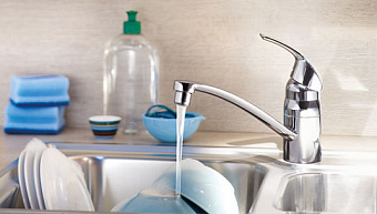 Смеситель для кухни GROHE Eurosmart Cosmopolitan 32842000 поворотный излив хром