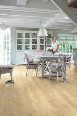 Виниловый ламинат Quick-Step БЕЖЕВЫЙ ДУБ BAGP40018 1256х194х2,5мм 33 класс 3,655кв.м
