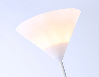 Торшер Ambrella TRADITIONAL Floor TR97612 40Вт E27