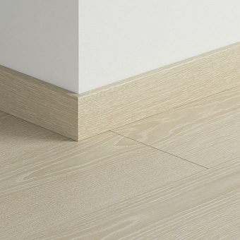Плинтус Quick-Step 2400х77х14мм Дуб бежевый отбеленный QSPSKR04088