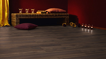 Ламинат KRONOTEX Exquisit Plus ДУБ ТЕМНЫЙ ПЕТЕРСОН D4766 1380х244х8мм 32 класс 2,694кв.м