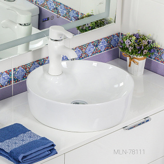 Раковина накладная MELANA 78111-805 44х44см