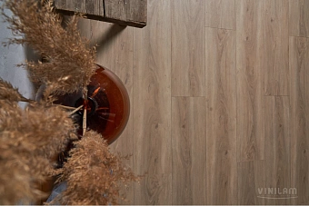 Виниловый ламинат Viniliam Дуб Батис 10099V 1220х227х7мм 43 класс 2,76кв.м