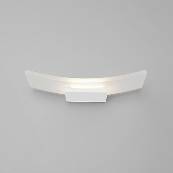 Светильник настенный Eurosvet Share 40152/1 LED белый 3Вт LED