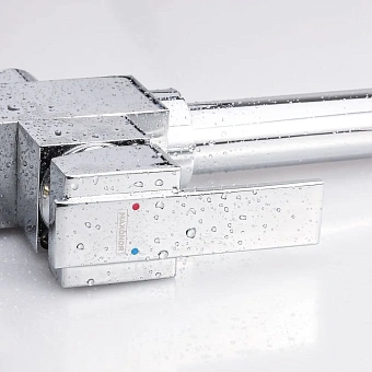 Смеситель для кухни Maxonor MN4357 поворотный излив хром