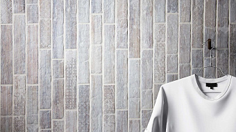 Полированный керамогранит WOW Briques 108919 Wood 4,5х23см 0,473кв.м.