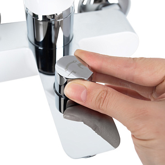 Смеситель для ванны IDDIS Cloud CLOSB02i02WA белый/хром