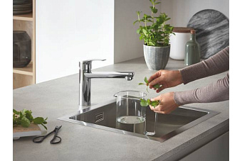 Смеситель для кухни GROHE Eurosmart 30463000 поворотный излив хром