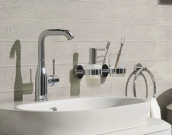 Смеситель для раковины GROHE Essence+ 23541001 хром