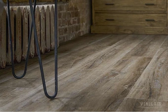 Виниловый ламинат Vinilam Дуб Биль 8895 -EIR\g 1528х233х2,5мм 43 класс 4,27кв.м