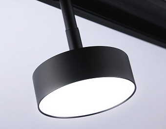 Магнитный трековый светильник Ambrella Track System GL3853 12Вт LED чёрный