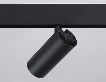 Магнитный трековый светильник Ambrella Track System GL3833 15Вт LED чёрный