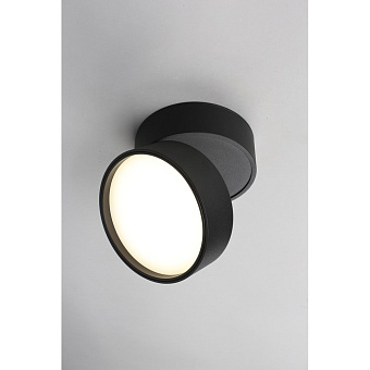 Светильник точечный накладной Omnilux Lenno OML-101319-18 18Вт LED