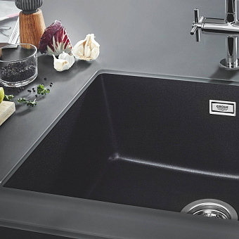Мойка кухонная GROHE K700U 31655AP0 61х46см чёрный матовый