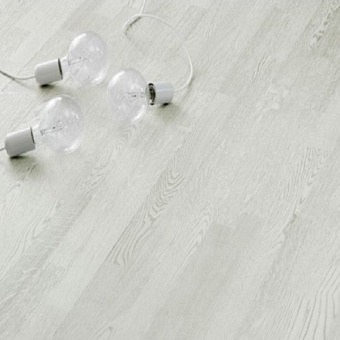 Паркетная доска KARELIA Light дуб ELECTRIC LIGHT 30110781A7805111 2266х188х14мм 3,41кв.м 3-полосная