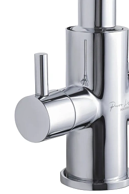 Смеситель для кухни Maxonor PL4390 поворотный излив хром