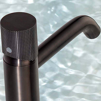 Смеситель для раковины Paini Cox grip 7GPZ205OLL чёрный (матовый)