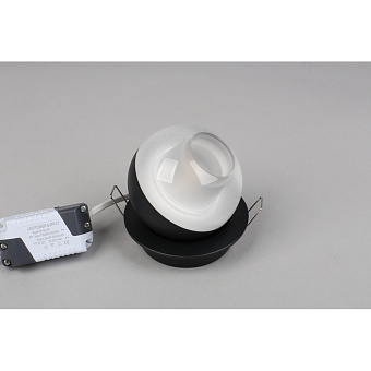 Светильник точечный встраиваемый Omnilux Mantova OML-103019-08 8Вт LED