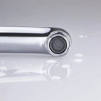 Смеситель для кухни Maxonor MN4201 поворотный излив хром