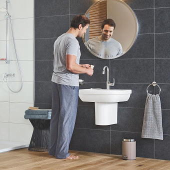 Раковина подвесная GROHE Euro Ceramic 39336000 55х45см