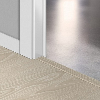 Порог Quick-Step 2150х48х13мм Дуб бежевый отбеленный QSINCP04088