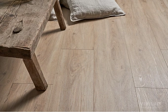 Виниловый ламинат Viniliam Дуб Батис 10099V 1220х227х7мм 43 класс 2,76кв.м