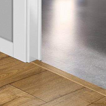 Порог Quick-Step 2000х45х8мм Дуб теплый натуральный QSVINCP40094