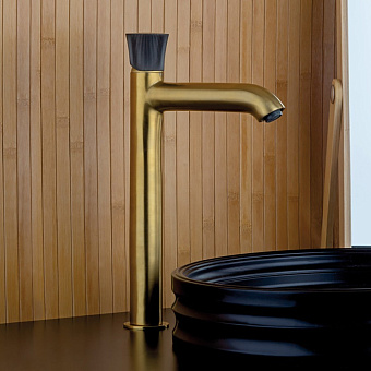 Смеситель для раковины Paini Domus 18PJ205PZLL золото брашированное