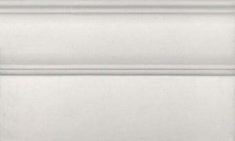 Плинтус KERAMA MARAZZI FMB024 беж светлый 15х25см 0,487кв.м.