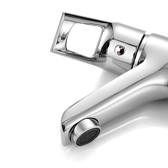 Смеситель для раковины MILARDO Amur AMUSB00M01 хром глянец