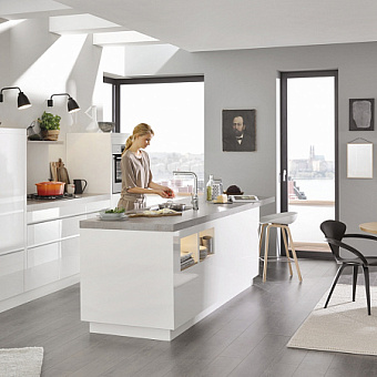 Смеситель для кухни GROHE Essence 30269000 высокий излив хром